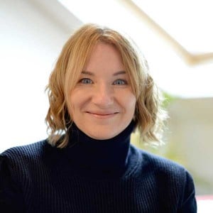 karen-woodhead-sq